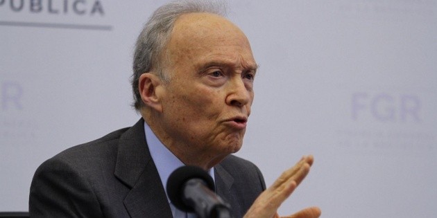 Senado acepta renuncia de Gertz; aseguran que ser embajador califica como causa grave