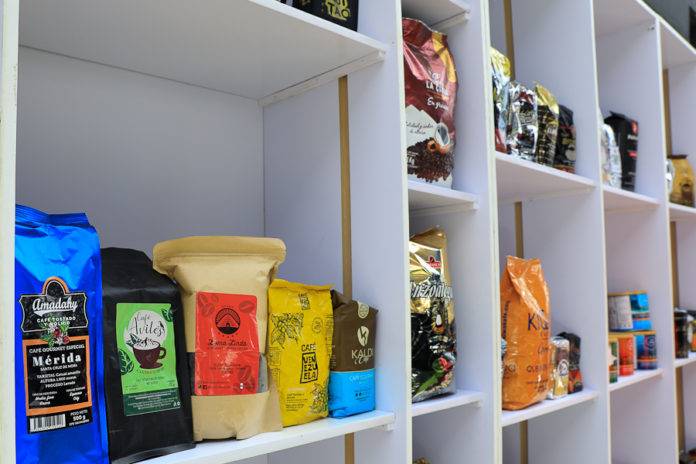 Inicia fase de tuestes de cafés para concurso internacional