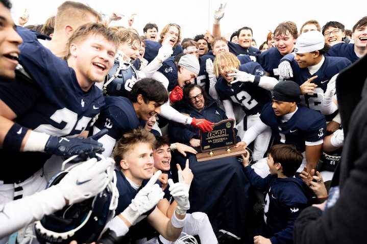 ‘This is the dream’: Lake Oswego routs Central Catholic in Class 6A football final