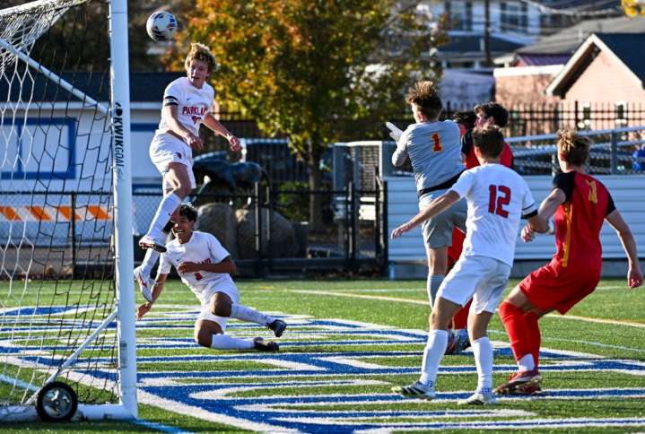 PIAA 4A boys soccer: Parkland outlasts Haverford