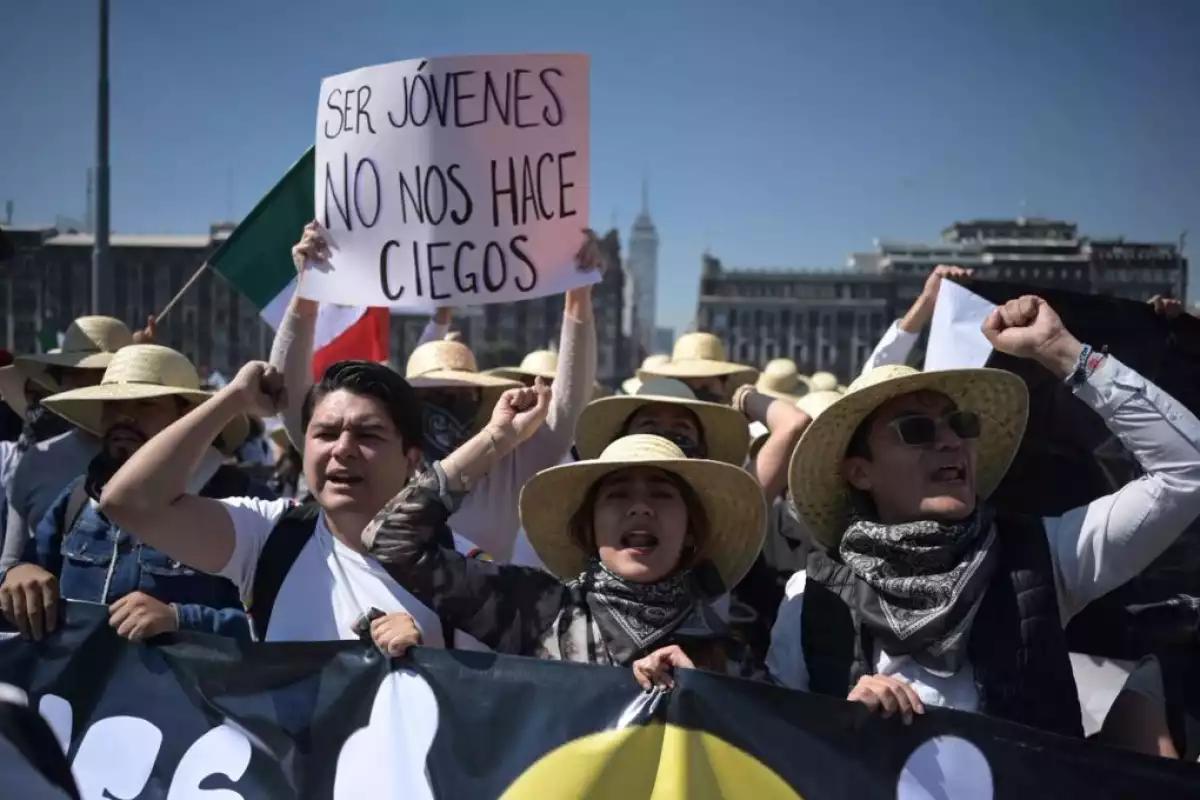 Protesta de la Generación Z en CDMX: disturbios, gas lacrimógeno y reclamos contra el Gobierno Federal