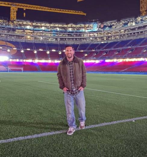 Messi visitó el nuevo Camp Nou y expresó su deseo de volver al Barcelona