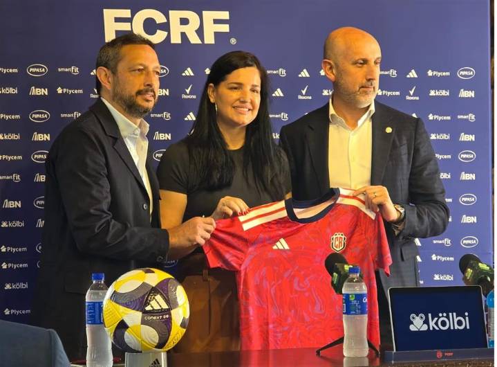 Selección costarricense de fútbol vestirá nueva camiseta
