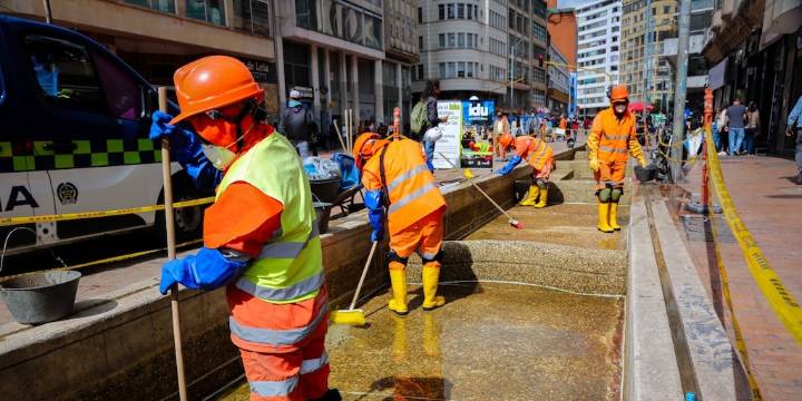 Despidos masivos en Aguas de Bogotá generan alarma sindical: 400 personas se quedarían sin trabajo