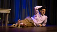 Amol Parashar’s solo play ‘Besharam Aadmi’ returns to Delhi this weekend