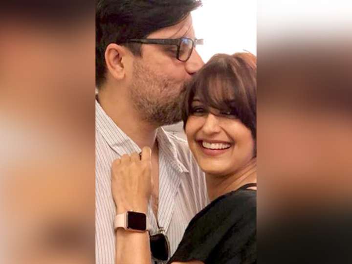 Sonali Bendre shares her romantic moments with husband Goldie