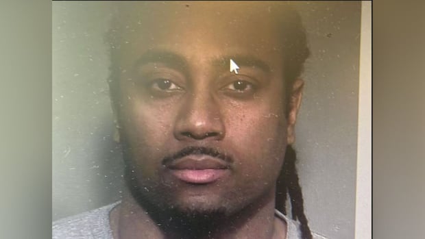 Man faces murder charge, extradition to U.S. in connection with Canadian fugitive