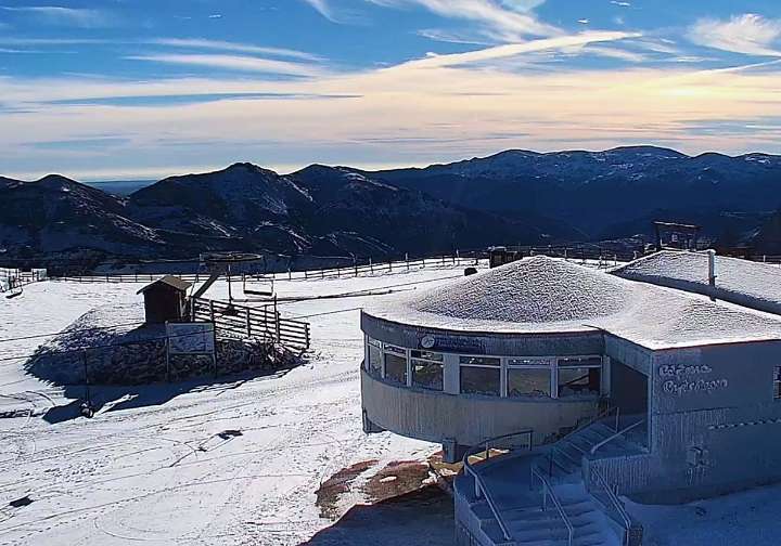 Sin acceso al Cuitu Negru por la clausura de la telecabina para uso turístico de Valgrande
