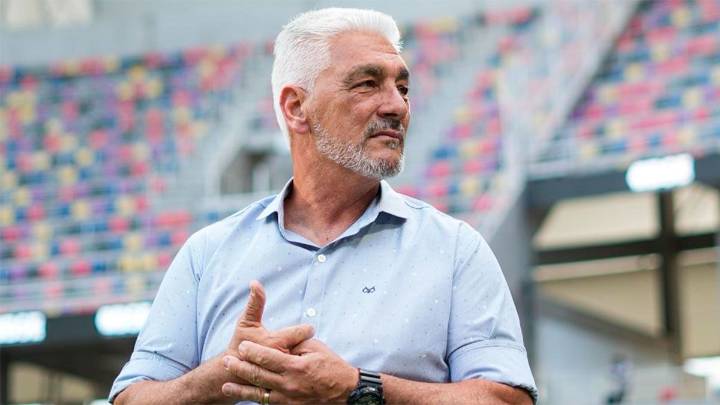 De Felippe fulminó a la dirigencia: "Algunas cosas todavía no se cumplieron" y "si yo quiero que te quedes no te va a faltar nada"