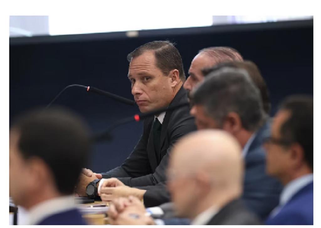 Brasil: exasesor de Bolsonaro comienza a cumplir condena por golpista