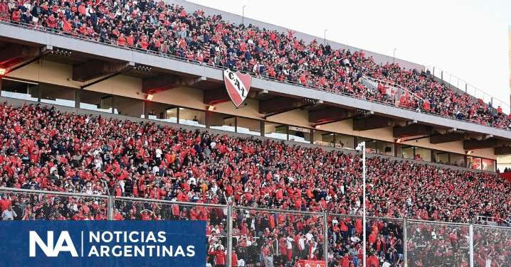 ´Bebote´ Álvarez vuelve a la tribuna de Independiente y la barra prometió frenarlo a los “tiros”