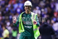 Derrota Cruz Azul a Puebla  y dormirá como líder