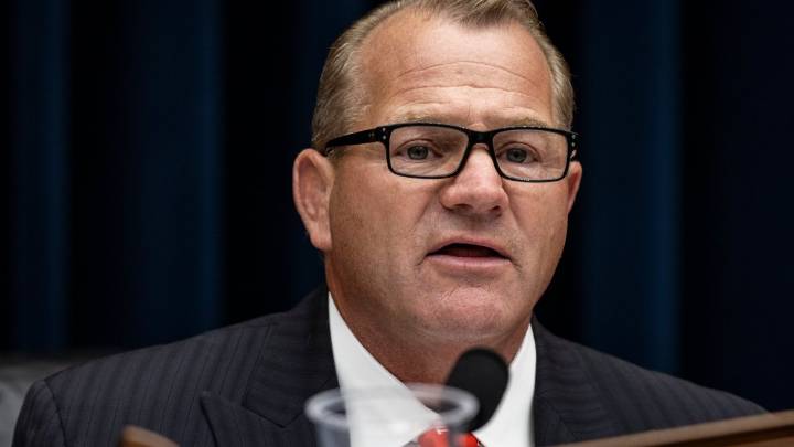 Representante republicano Troy Nehls anuncia su jubilación para 2026