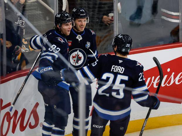 Winnipeg Jets beat the Pittsburgh Penguins in NHL action