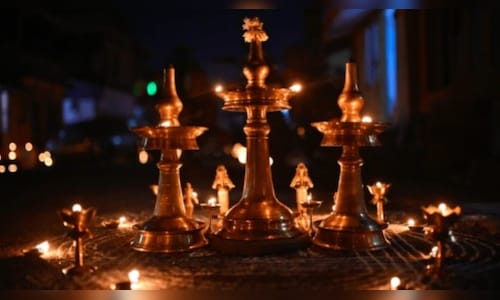 When is Kartik Purnima 2025? Is it November 4 or 5? Check date, timings to celebrate Tripuri Purnima