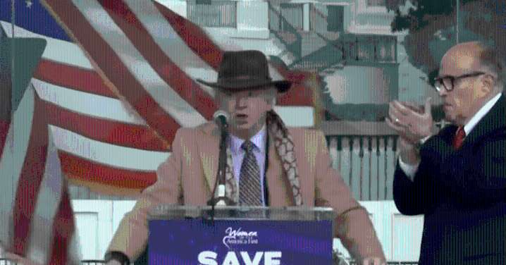 Trump Issues Sweeping Pardons for Giuliani and Dozens Involved in 2020 Election Scheme