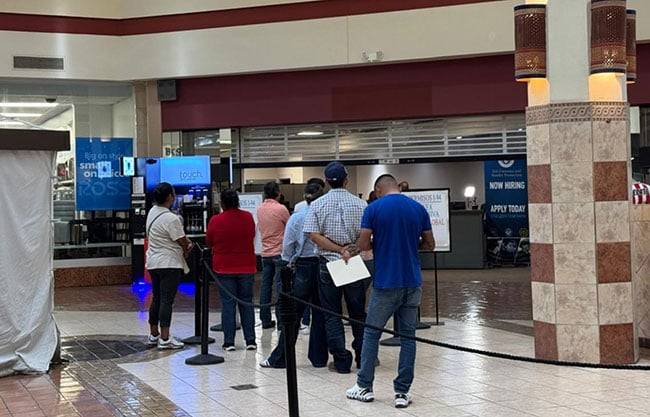CBP extiende horarios para trámite de permisos en Eagle Pass