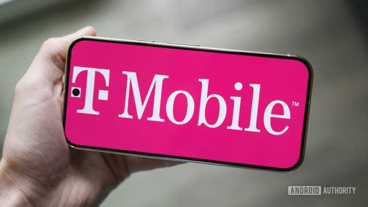 AT&T and T-Mobile’s feud continues as the Un