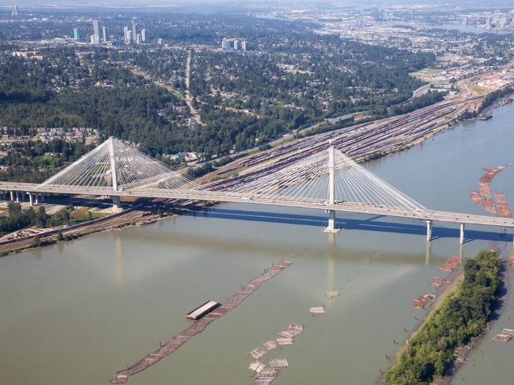 Poll shows split support for creation of Metro Vancouver megacity