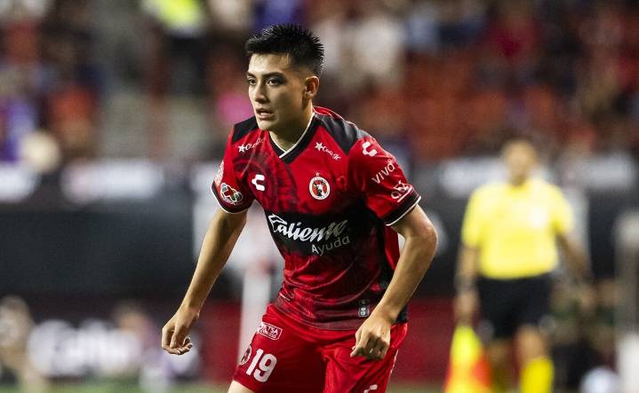 Gilberto Mora sufre una fractura; tuvo que someterse a una intervención quirúrgica