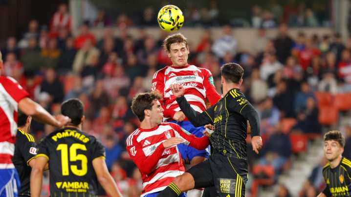 Las notas del Granada CF ante el Zaragoza: la primera remontada entre contundencia arriba y debilidad defensiva