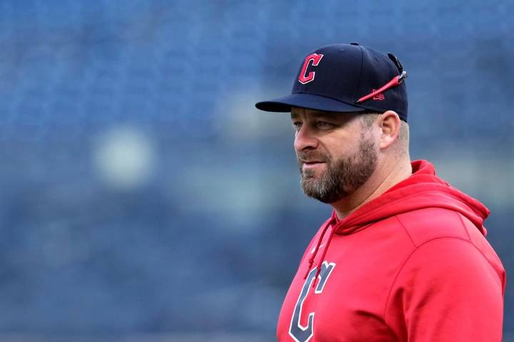 Cleveland's Vogt and Milwaukee’s Murphy win Manager of the Year for 2nd straight season