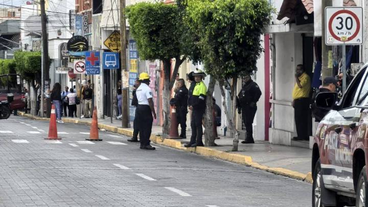 Alerta de bomba enviada por paquetería desata operativo en Tehuacán, Puebla