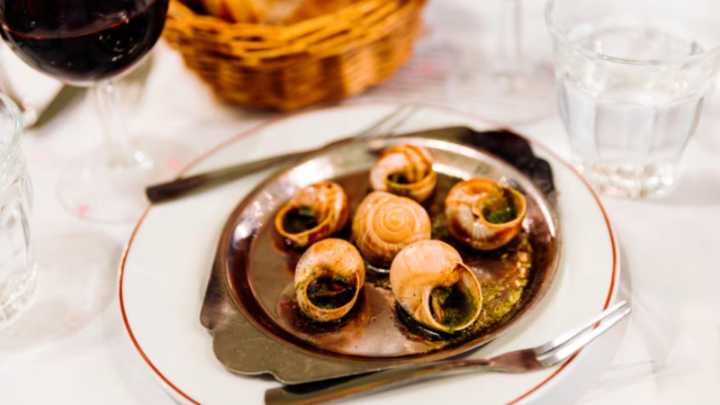 Roban más de US$ 100.000 en valor de caracoles a un agricultor francés que es proveedor de restaurantes Michelin