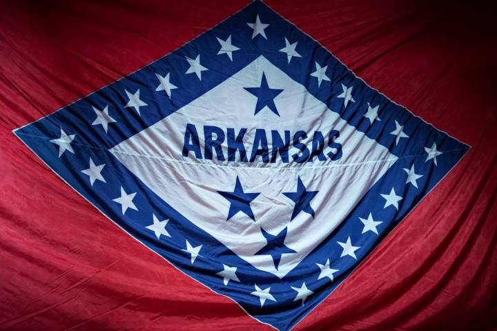 Libertarian Party of Arkansas says it collected enough signatures for candidates to appear on 2026 ballot
