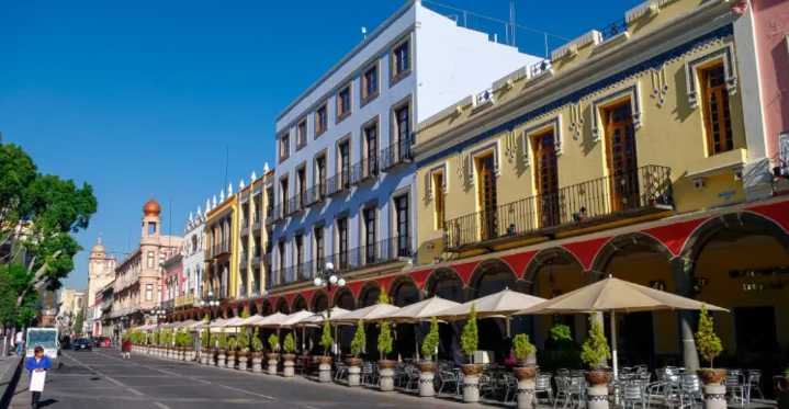 Comercios en Centro Histórico de Puebla buscan que rentas se congelen