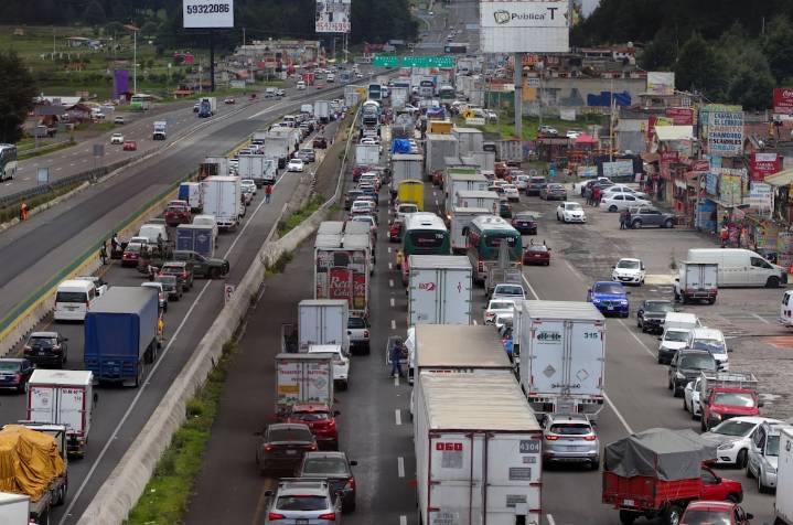 Hoy No Circula viernes 14 de noviembre: restricciones vehiculares CDMX y EDOMEX