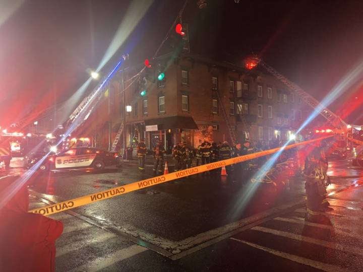 Crews responding to structure fire on Hudson Street in Hartford