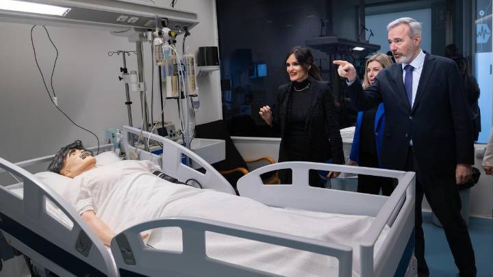 Los estudiantes de Enfermería y Fisioterapia de la USJ podrán ahora hacer sus prácticas en centros del IASS