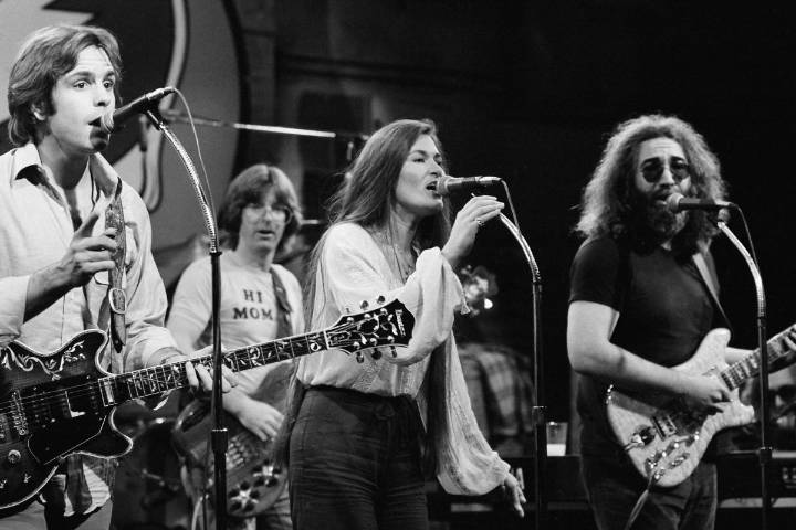 ’70s Singer From Iconic Rock Band Dies of Cancer: Donna Jean Godchaux