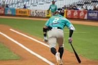 Alexi Amarista duplica otra vez y se acerca a las leyendas de la LVBP