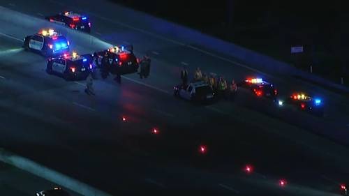 Inmate kicks through window of LASD vehicle on 5 Freeway in Burbank while being transported