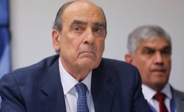 Guillermo Francos renunció como jefe de Gabinete