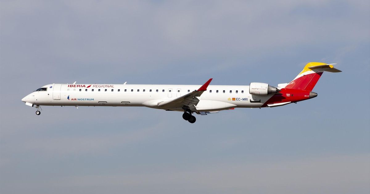 Venezuela revoca el permiso para volar a seis aerolíneas, entre ellas Iberia, tras acusarlas de apoyar el “terrorismo de Estado” de EE.UU.