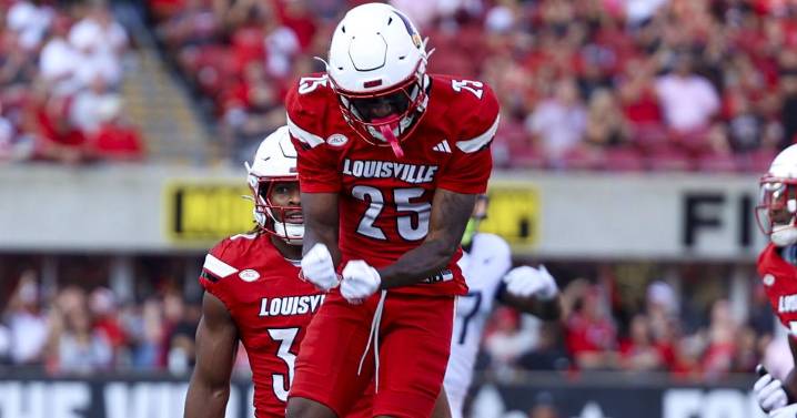 Louisville climbs to No. 14 in AP poll after win at Virginia Tech; Indiana remains at No. 2