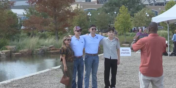 Aggies snap their way into top 10 in national Instagram rankings