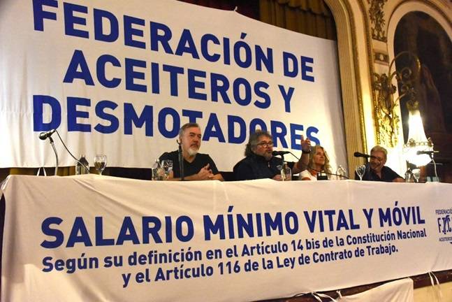 Aceiteros anunció un paro contra la reforma laboral que impulsa Javier Milei