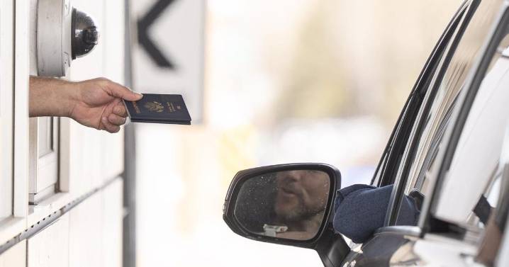 Committee MPs amend border bill to restrict health, other benefits to deportees