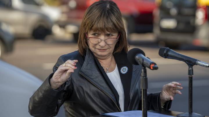 Bullrich vuelve a poner en valor a Ramón Falcón