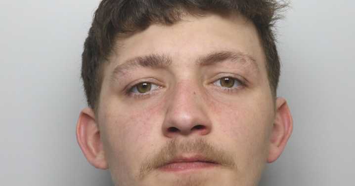 Thug who attacked two women with bottles at night jailed for nine years