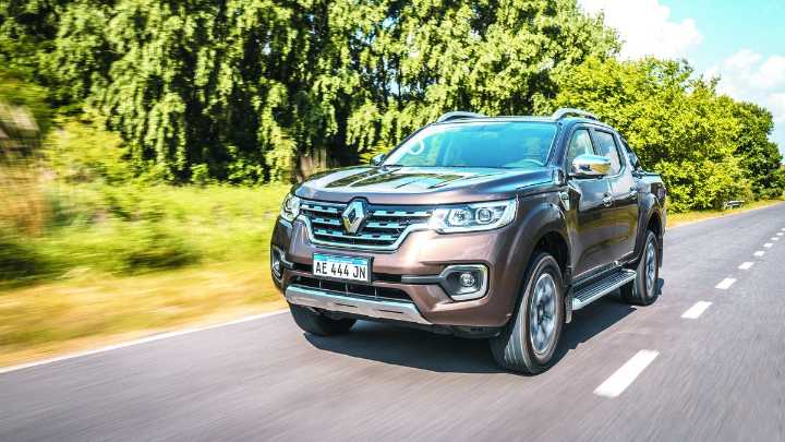 Flexibilizan los requisitos para empresas de transporte automotor: habilitan nuevos vehículos para servicios especiales