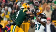 Defenses steal the show in Eagles win over Packers