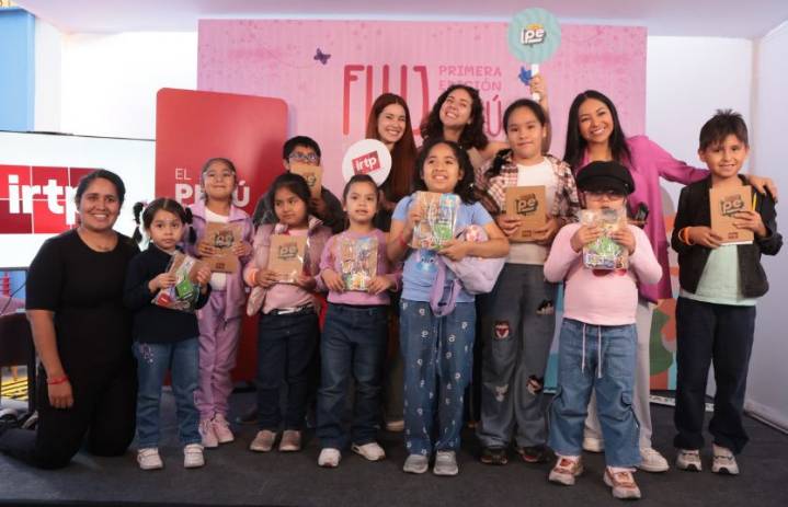 Canal IPE lleva mensaje de unión familiar a asistentes de la Feria Internacional del Libro Infantil y Juvenil