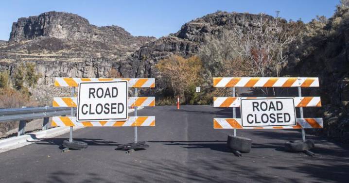 Engineers trying to solve Shoshone Falls Grade water problem