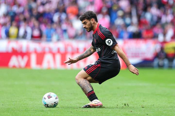 Isaac Romero se perderá un duelo al que Azpilicueta quiere llegar