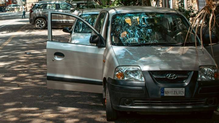 Red Fort i20 blast puts Delhi’s used-hand car dealers on red alert. Registration gaps emerge
